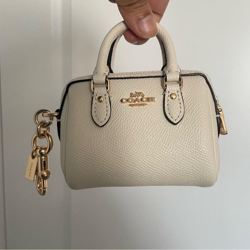coach mini rowan bag charm🎀